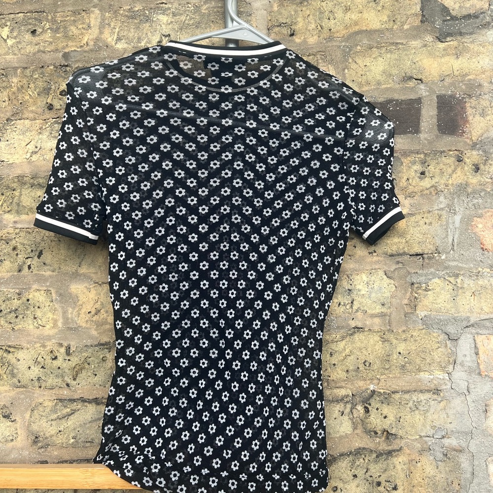 1990s Mesh Daisy Vivienne Tam Short Sleeve Top - Picture 8 of 8